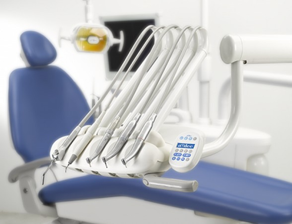 Блок врача стоматологической установки A-dec 200 с верхней подачей
